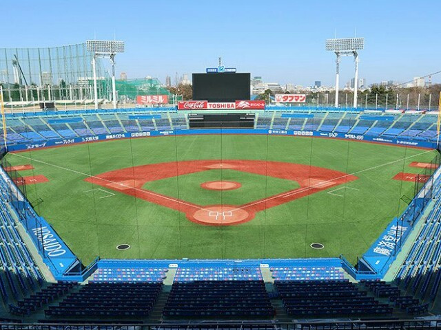 明治神宮野球場(神宮球場)