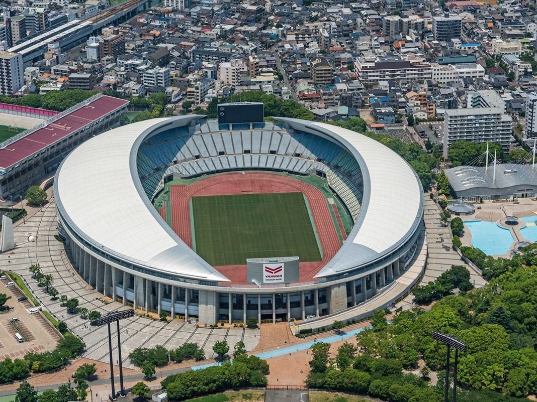 ヤンマースタジアム長居(外観)