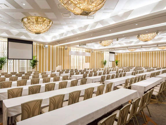 大宴会場 マグノリアホール