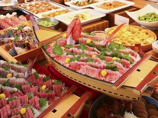 夕食バイキング