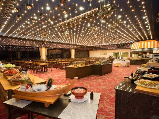 熱海金城館:(和洋中ブッフェ)