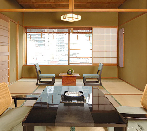 和室(8畳)