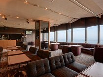 バーラウンジ「エメラルド」