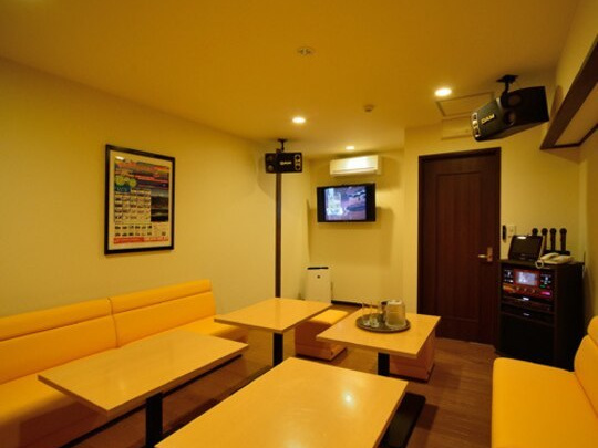 カラオケルーム