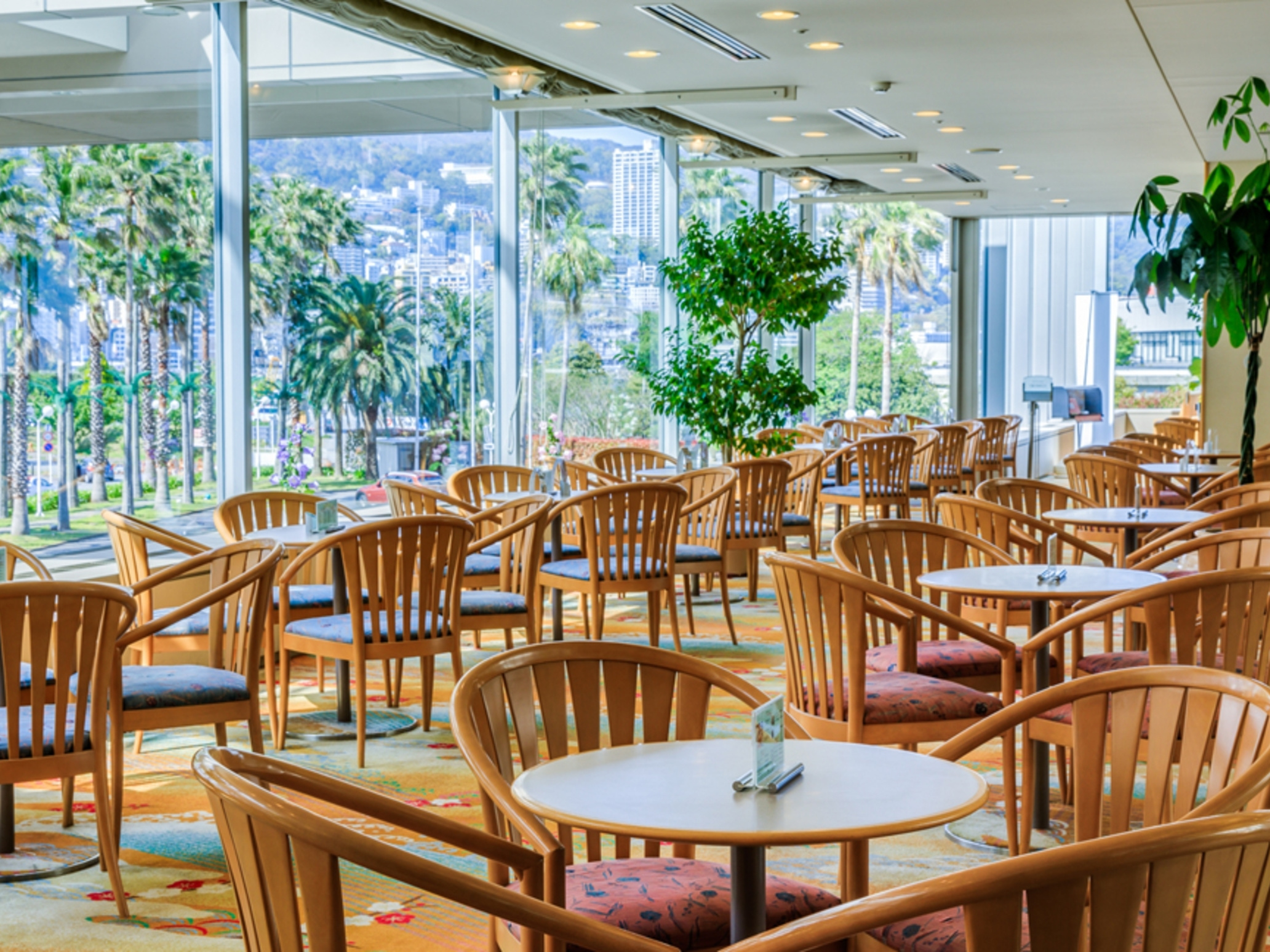 カフェテラス「CONFORT」