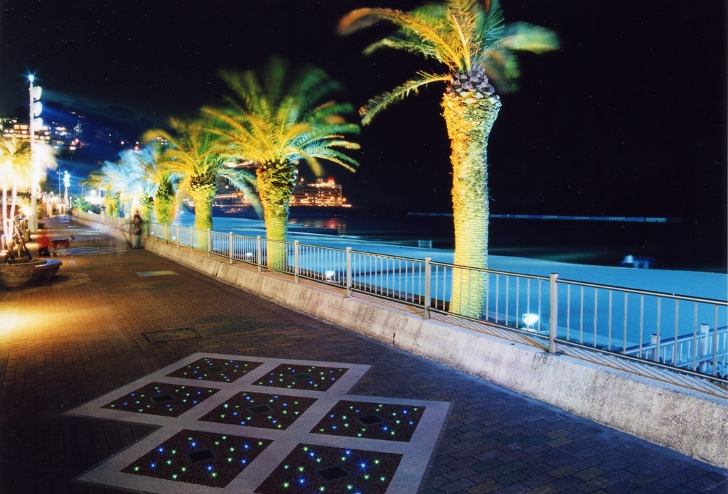 熱海サンビーチ