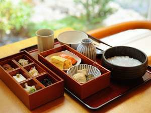 日本料理｢京大和屋｣